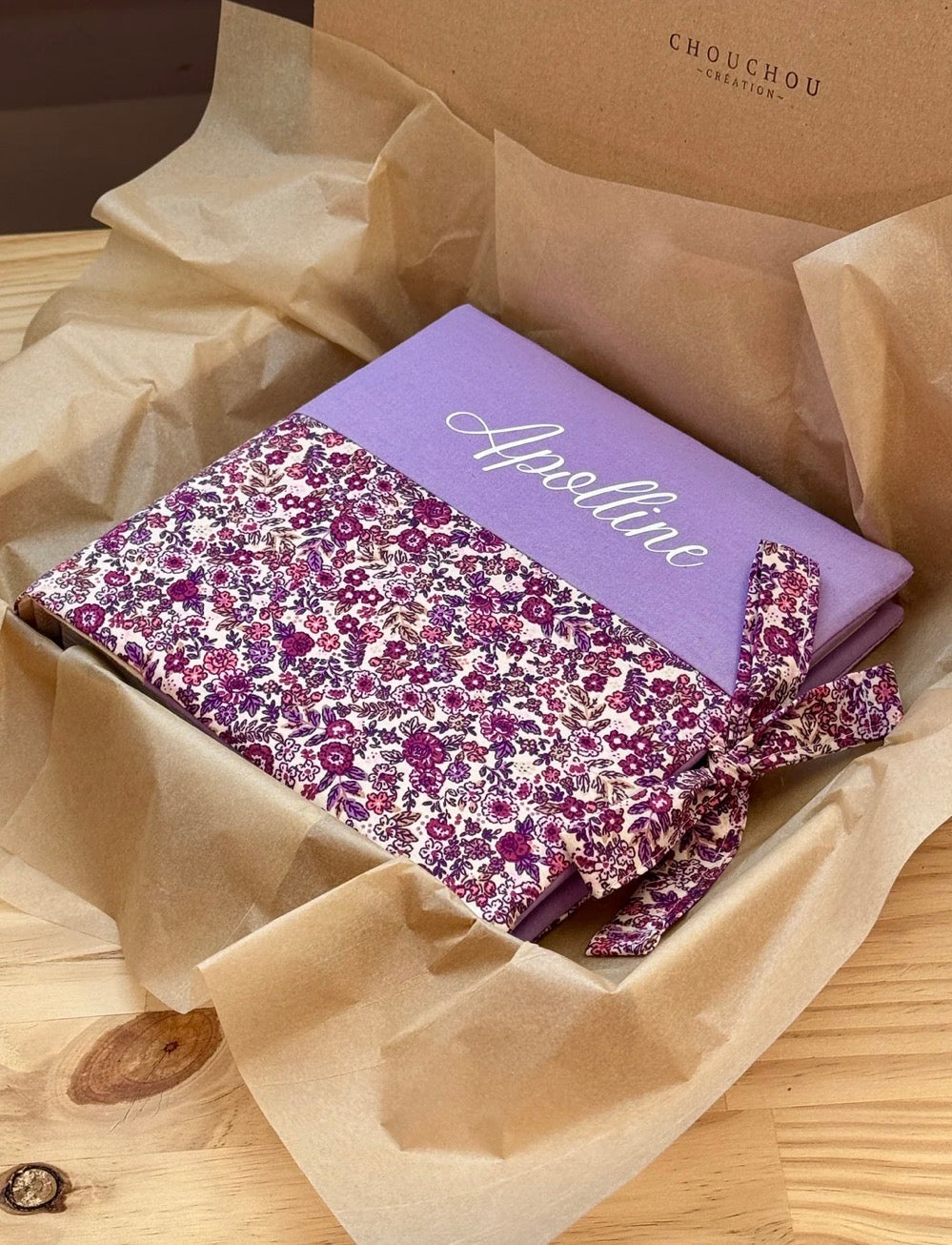 Coffret naissance Album photo + Carnet de santé personnalisé -  Pétales Violettes 💜
